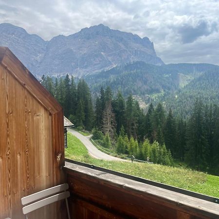 Apartment Fedares La Valle Luaran gambar