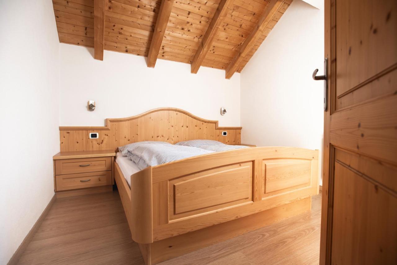 Apartment Fedares La Valle Luaran gambar